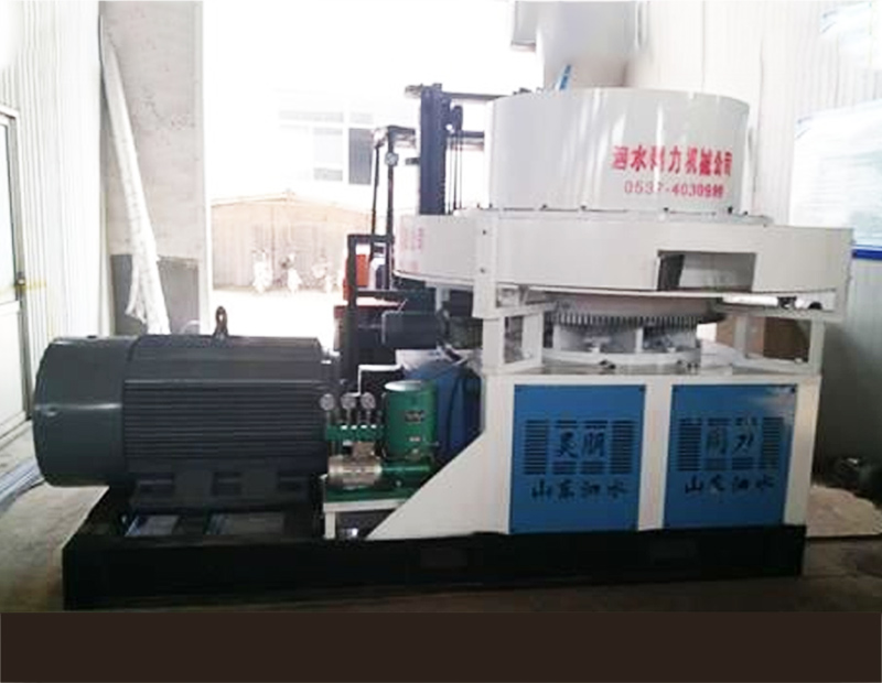 小麥秸稈壓塊（kuài）機